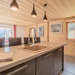 Apartment Alpin Luxe, Jacuzzi, Vue *
