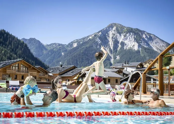 Апартаменты Alpin Luxe, Jacuzzi, Vue Ла-Плань