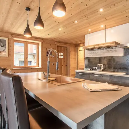 Apartment Alpin Luxe, Jacuzzi, Vue *
